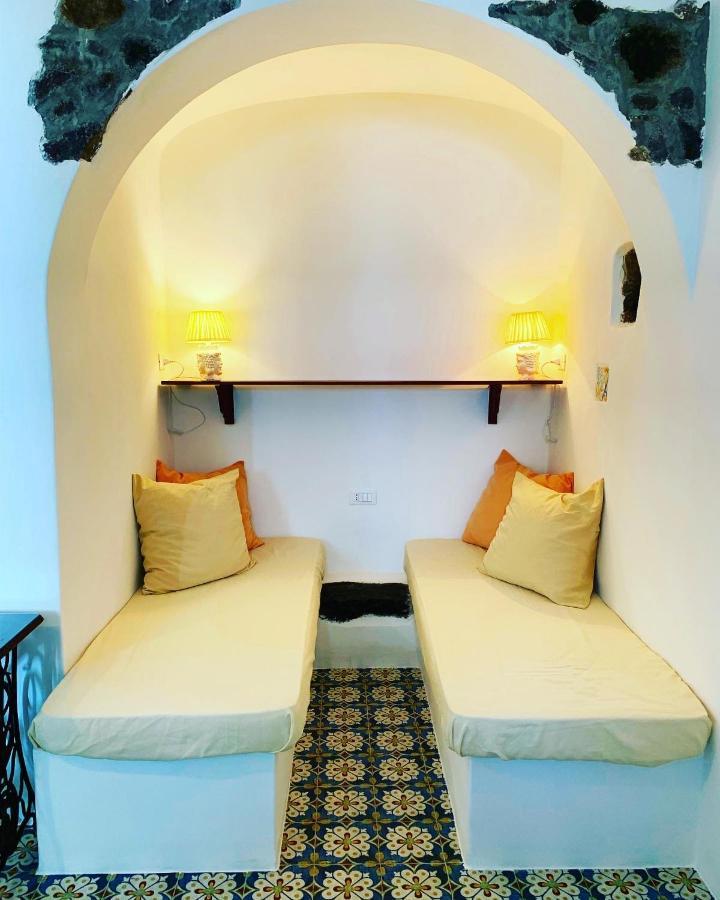 Antica Dimora Santa Marina Salina Bed & Breakfast エクステリア 写真